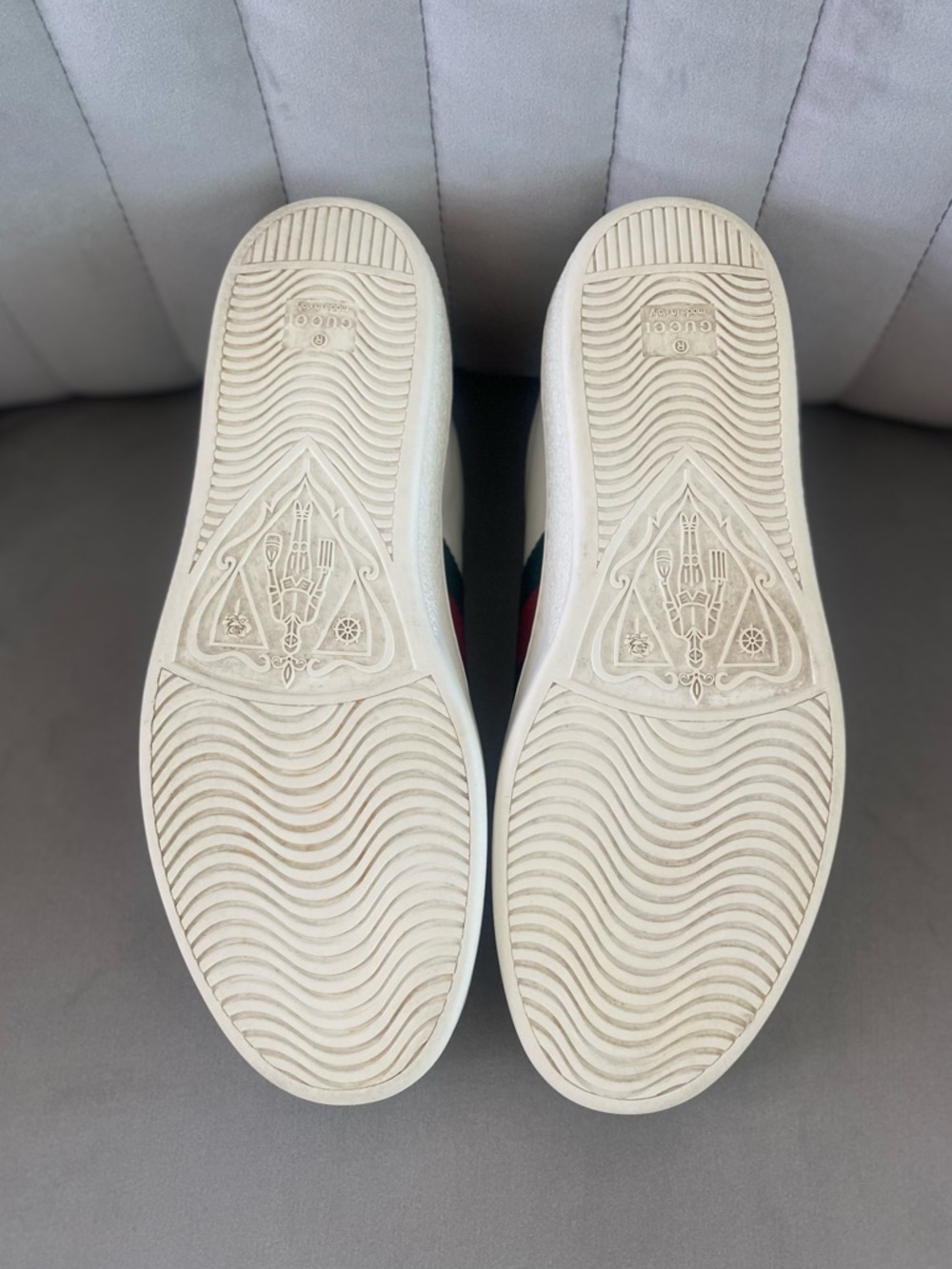 Gucci Ace Low Top Sneakers - Picture 4 of 4
